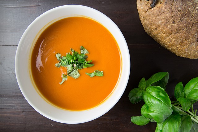 Soup Savvy: Crafting and Enjoying the Perfect Cheesy Broccoli Soup in a Bread Bowl